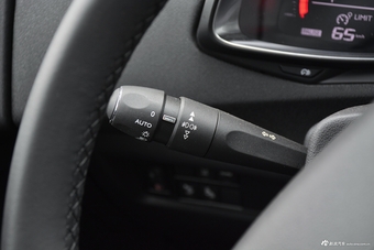 2017款DS 6 1.6T自动豪华版THP160