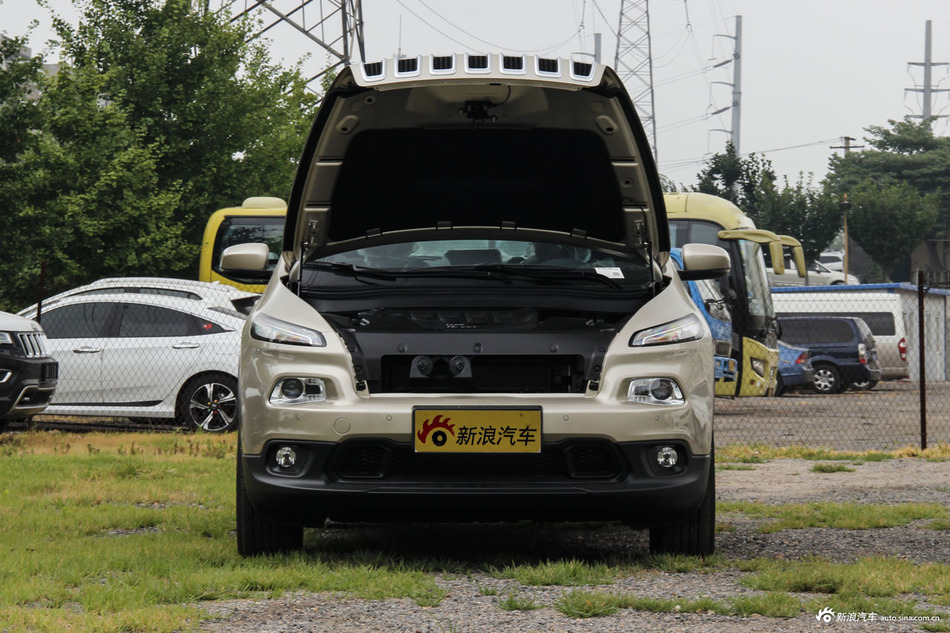 2016款自由光2.0L自动优越版