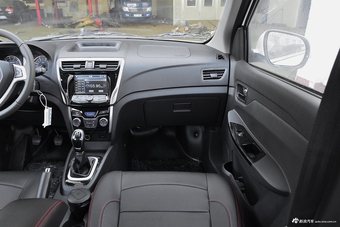 2017款开瑞K50 1.5L手动豪华型