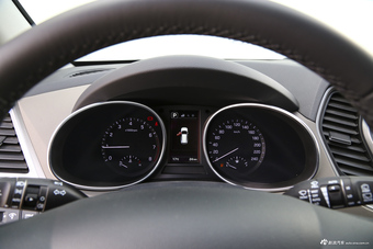 2017款格越2.0T自动7座四驱舒适版