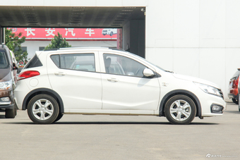 2017款宝骏310 1.5L手动舒适型