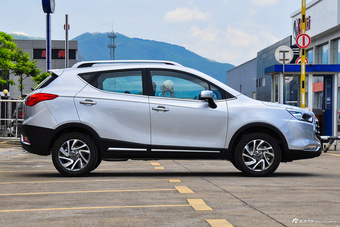 2016款瑞风S3 1.5L手动豪华智能型