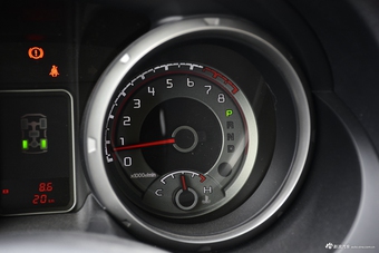 2016款帕杰罗V97 3.8L V6 GLS中东版