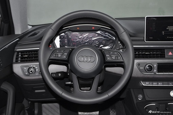 2017款奥迪A4L Plus 2.0T自动40TFSI风尚型