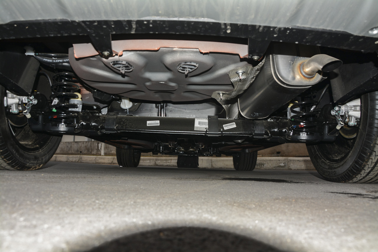 2018款标致2008 1.6L自动时尚版