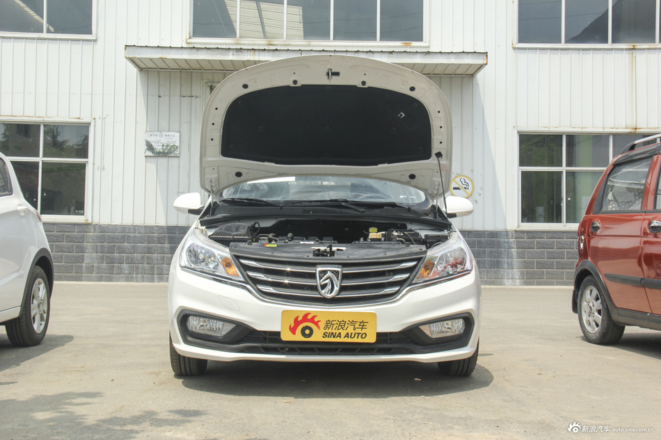 2017款宝骏310 1.5L自动舒适型