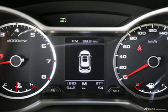 2016款吉利博越2.0L手动智尚型