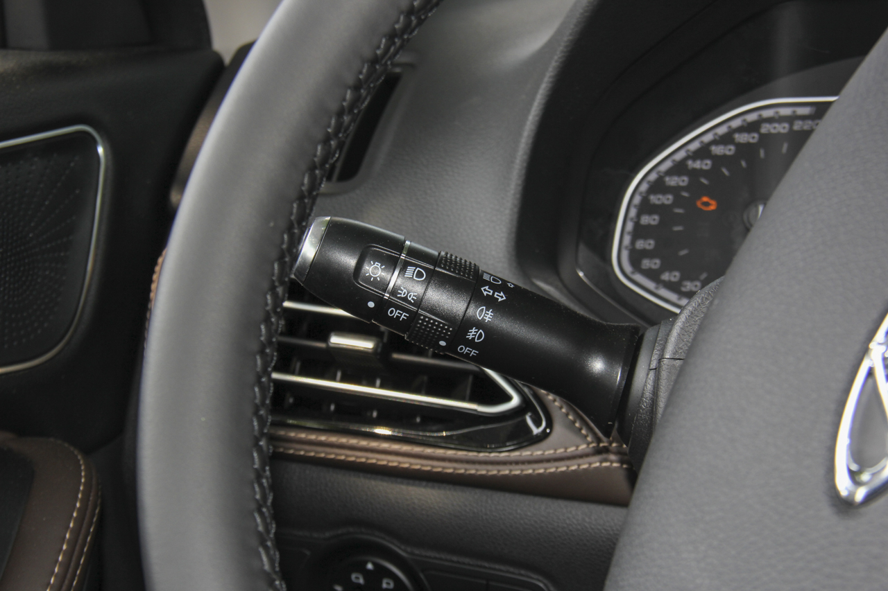 2018款瑞虎7 1.5T手动精英版