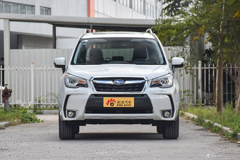 2016款森林人2.5L自动尊贵导航版