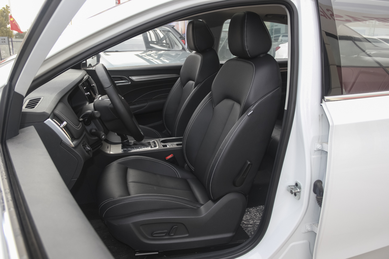 2017款荣威i6 1.0T自动互联网智享版16T