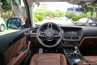 2016款众泰T600 2.0T手动豪华型运动版