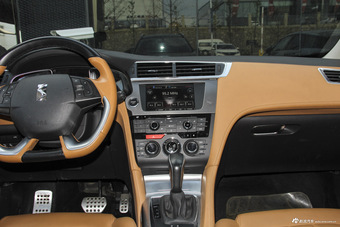 DS 6 2014款 1.6T 尊享版THP200