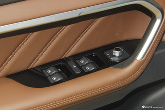 2018款哈弗H6 换代2.0T自动豪华型红标