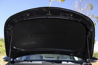 2016款传祺GA8 2.0T自动豪华版320T 