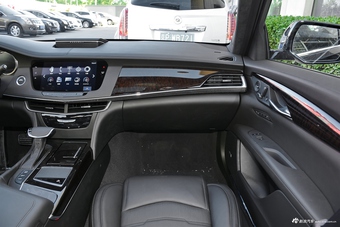 2017款CT6 2.0T自动28T铂金版