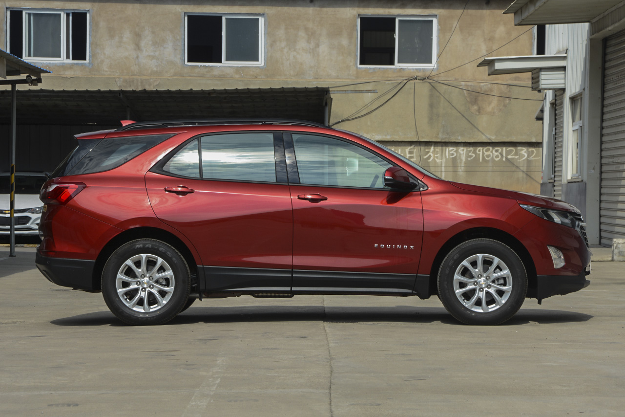 2017款探界者1.5T自动驰界版535T