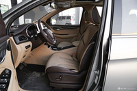 2017款宝骏730 1.8L iAMT豪华型7座