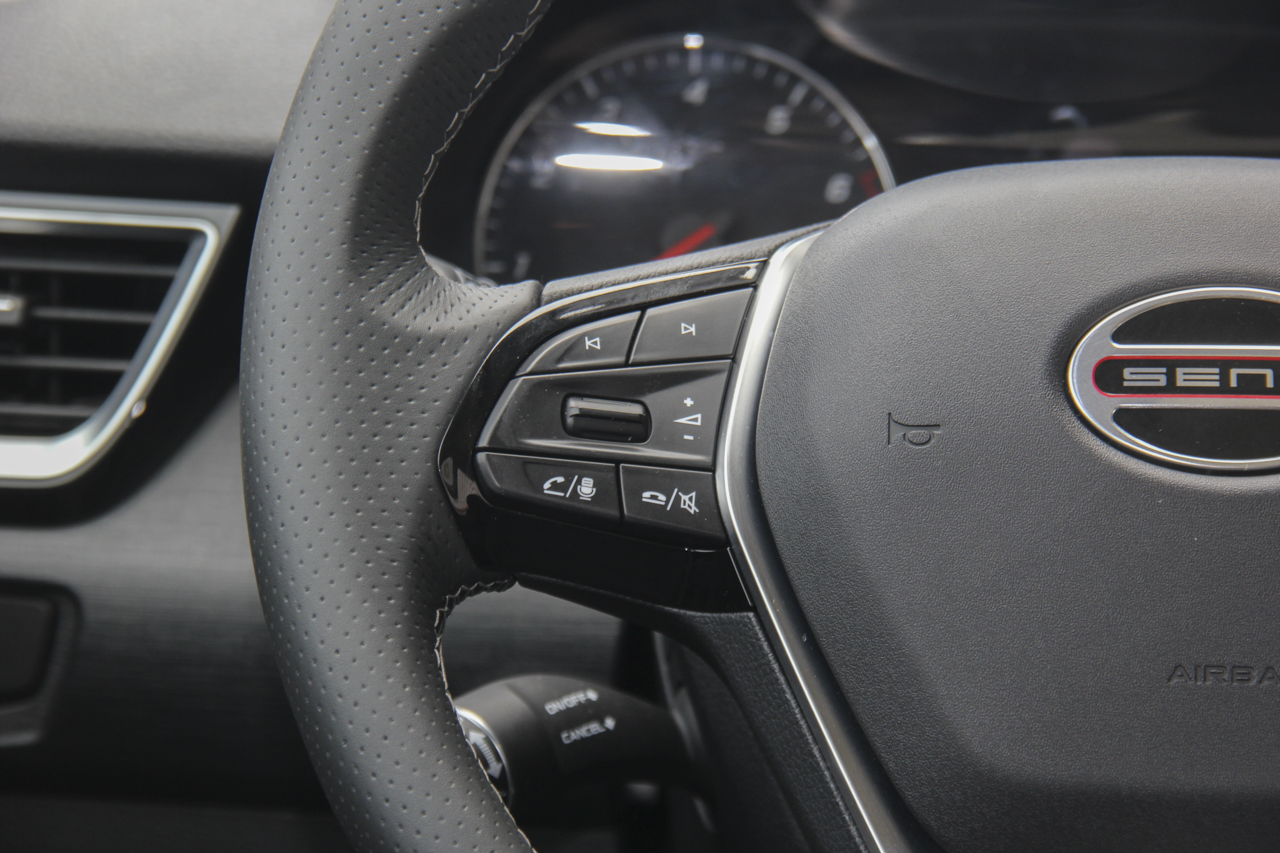 2018款森雅R9 1.2T自动尊贵智悦型