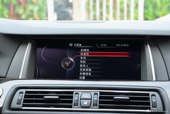 2017款宝马5系2.0T自动528Li 领先型