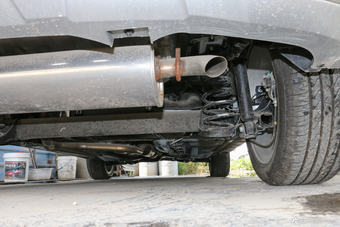 2017款骏派D60 1.8L自动豪华天窗版