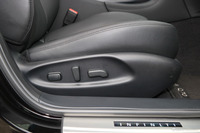 2017款英菲尼迪Q70L 2.5L自动豪华版