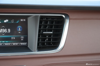 2017款GL8 2.5L自动豪华型