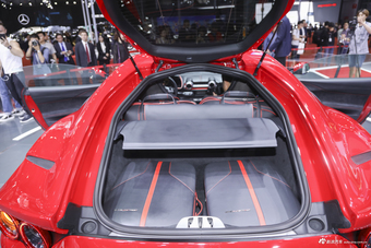 法拉利812 Superfast