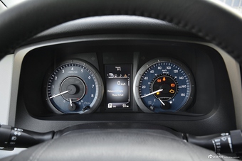 2017款塞纳3.5L自动XLE墨版