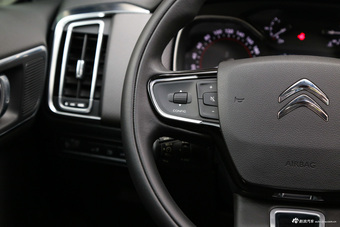 2017款雪铁龙C6 1.8T自动豪华型