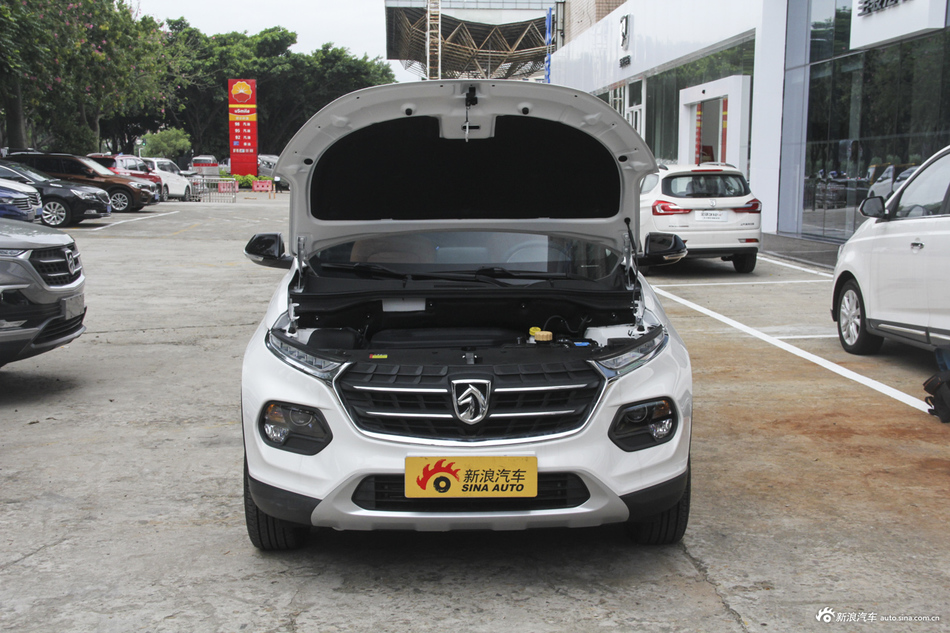 2017款宝骏510 1.5L手动豪华型 
