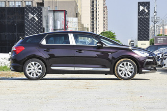 2015款DS 5 1.6T自动豪华版THP160