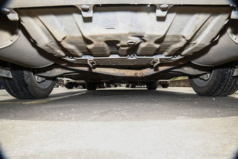 2015款红旗H7 2.0T 自动豪华型