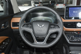 2018款五菱宏光S3 1.5T手动豪华型