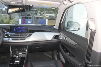 2018款长安CS75 1.5T自动领智型