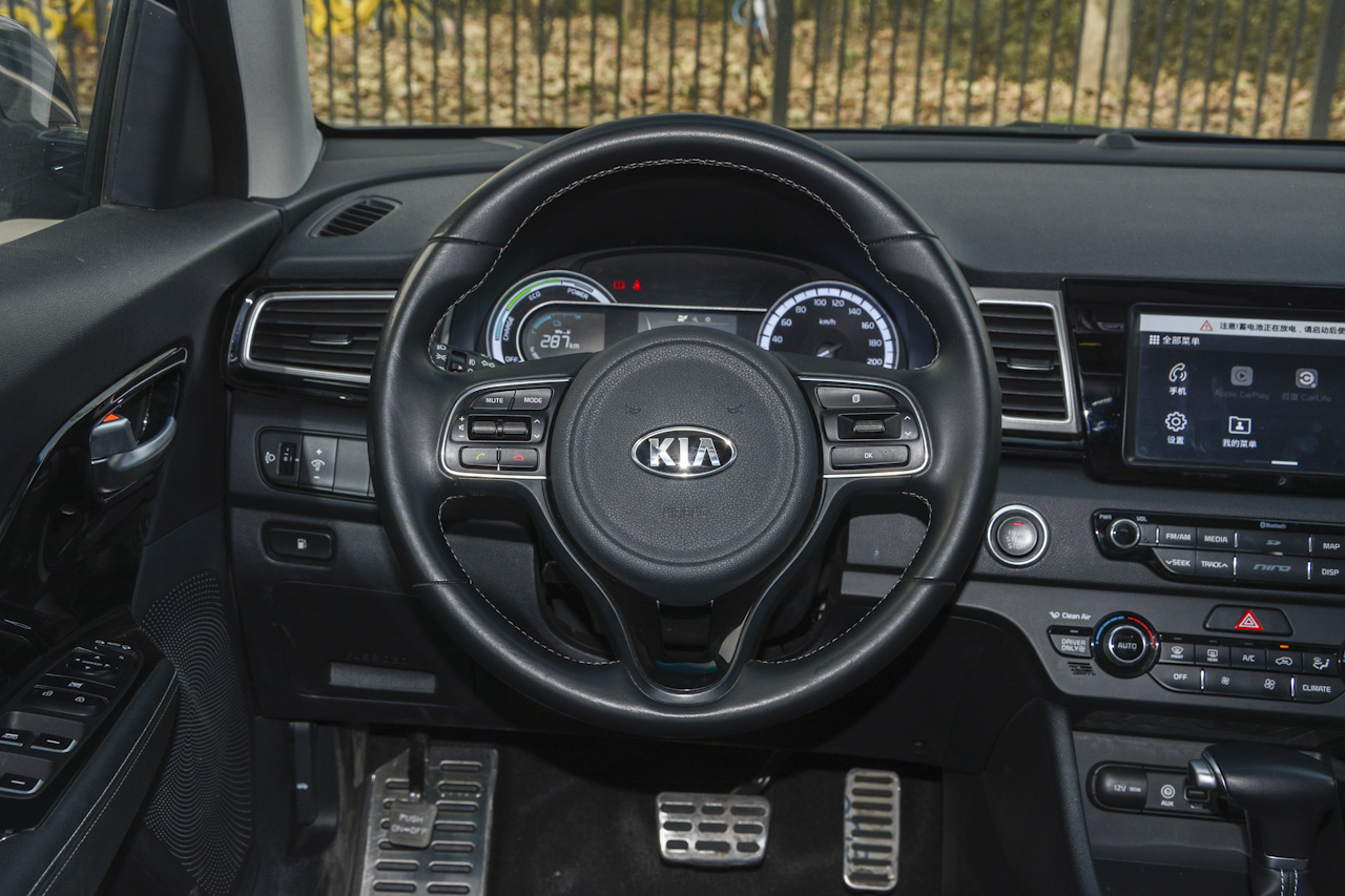 2017款极睿1.6L自动豪华版 