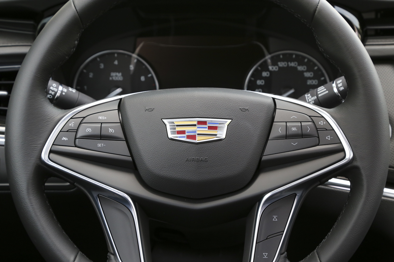 2018款XT5 2.0T自动25T豪华型