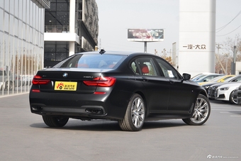 2018款宝马7系740Li 3.0T自动尊享型M运动套装xDrive黑焰版