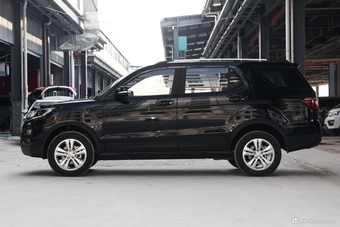 2016款长安CX70 1.6L手动豪华型 