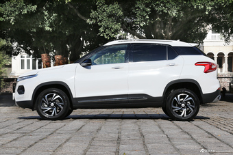 2016款宝骏510 1.5L手动舒适型