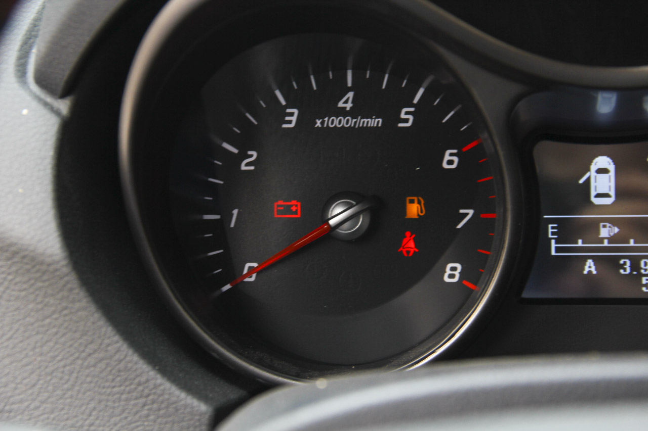 2015款海马S5 1.6L手动智能豪华型