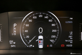 2017款沃尔沃S90 2.0T自动T4智远版