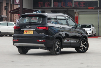 2018款北汽幻速S7 1.5T 自动尊享型