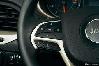 2017款自由光2.4L自动领先版