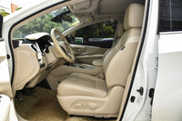 2015款楼兰 2.5L自动XV RES Plus两驱豪雅版