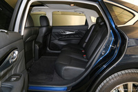 2017款英菲尼迪Q70L 2.5L自动精英版