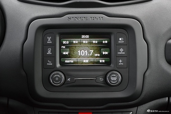 2017款自由侠2.0L自动四驱越能版