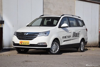 2017款北汽威旺 M50F 1.5L 手动豪华型 白色