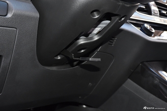 2017款宝骏560 1.5T DCT旗舰型7座