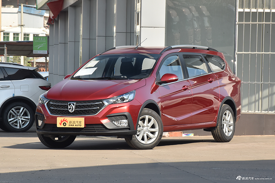 2018款宝骏310W 1.5L自动时尚型