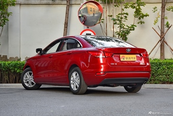 2018款奔腾B50 1.4T自动20周年纪念版